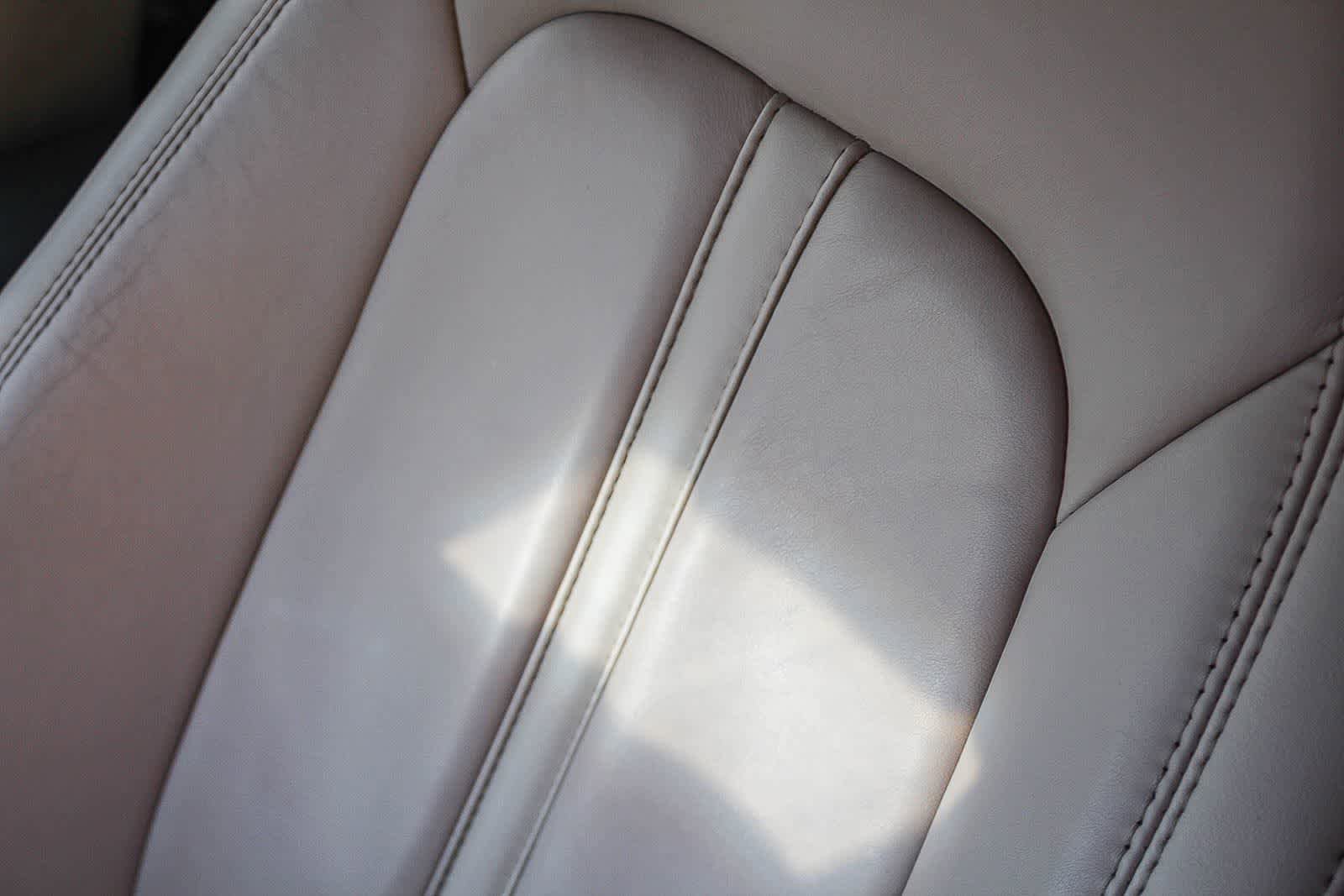 Used 2019 Lincoln MKZ Reserve w/ Reserve Plus Package FWD image 36