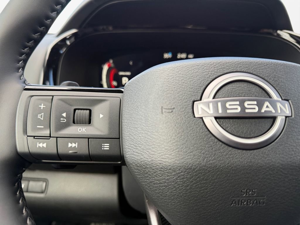 New 2026 Nissan Pathfinder SL image 25