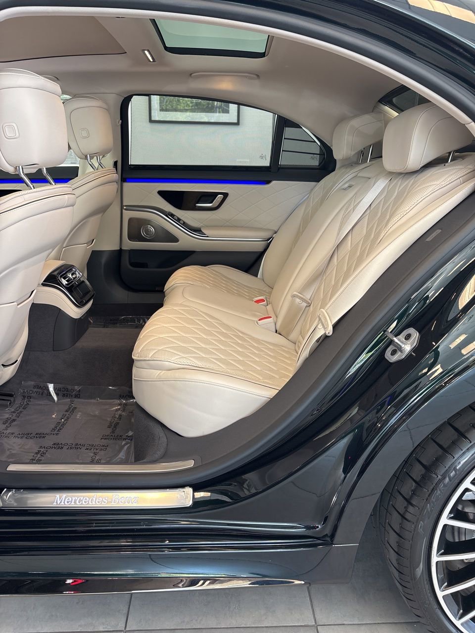 Certified 2023 Mercedes-Benz S 580 4MATIC Sedan image 9