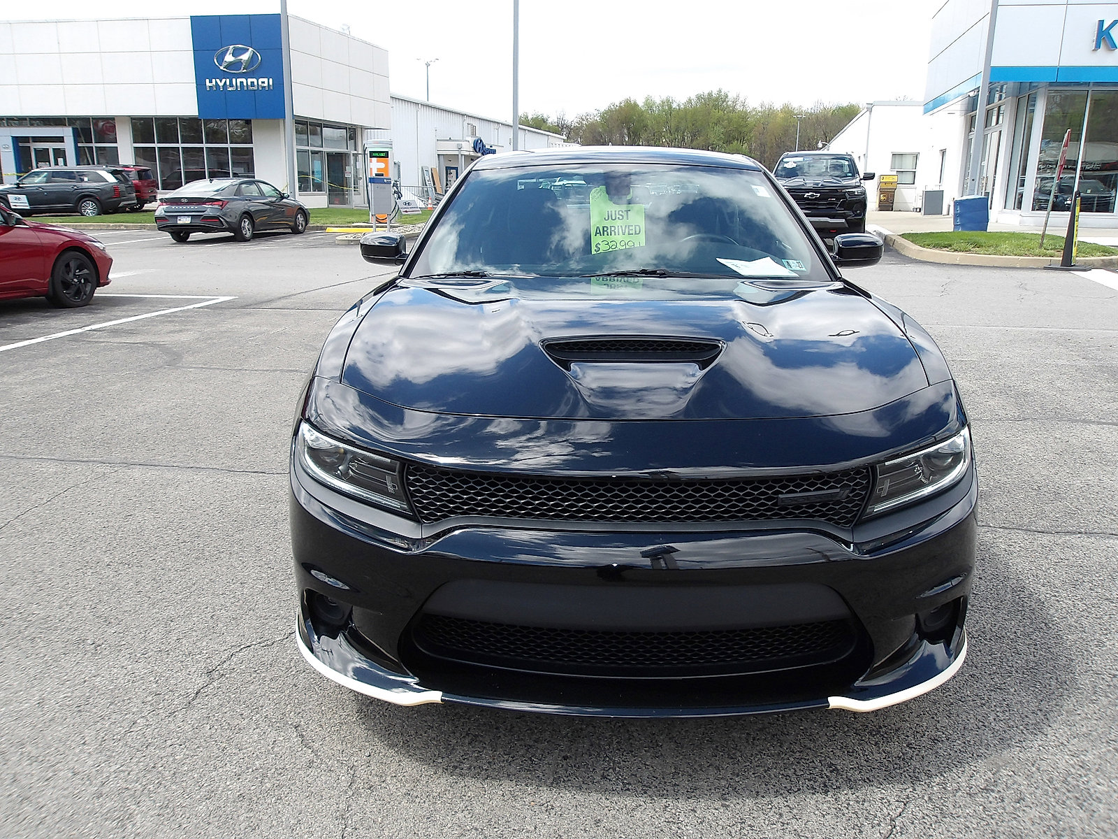 Used 2022 Dodge Charger GT w/ Blacktop Package image 2
