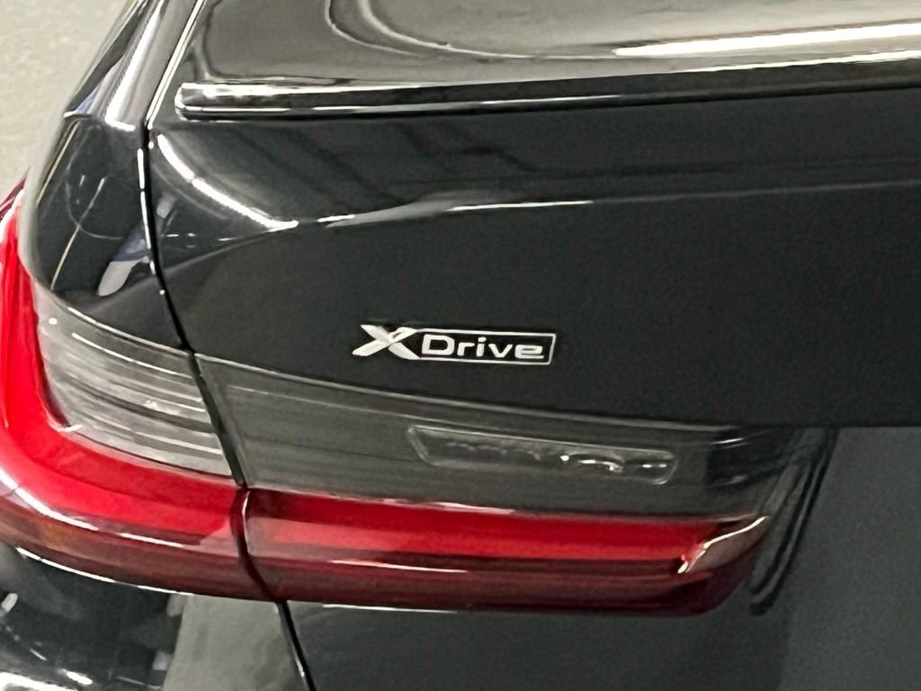 Used 2023 BMW 330i xDrive Sedan w/ M Sport Package image 36