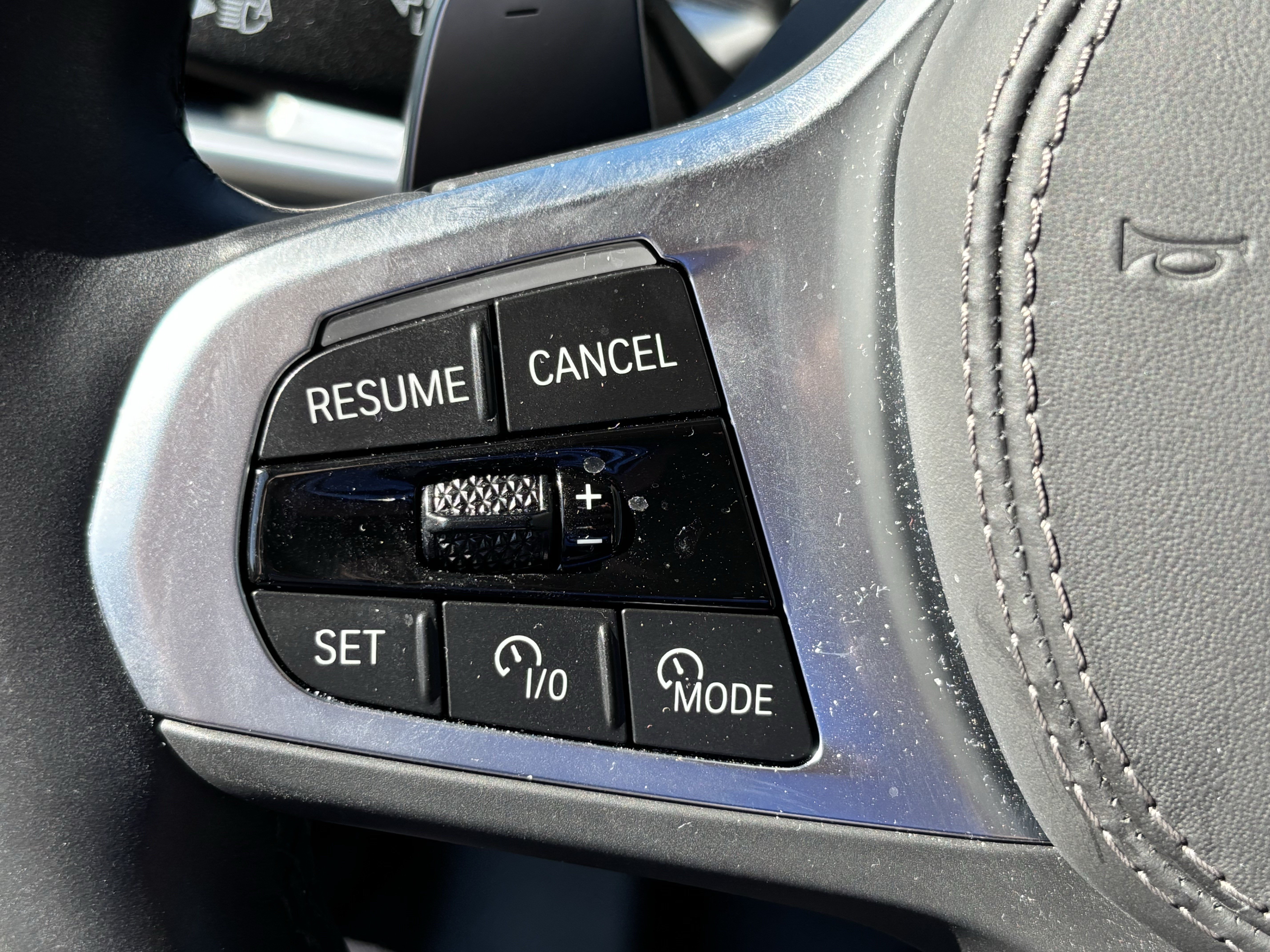 Certified 2025 BMW X7 xDrive40i w/ M Sport Package AWD/4WD image 18