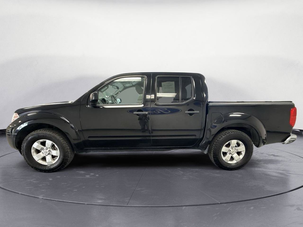 Used 2013 Nissan Frontier SV RWD image 5