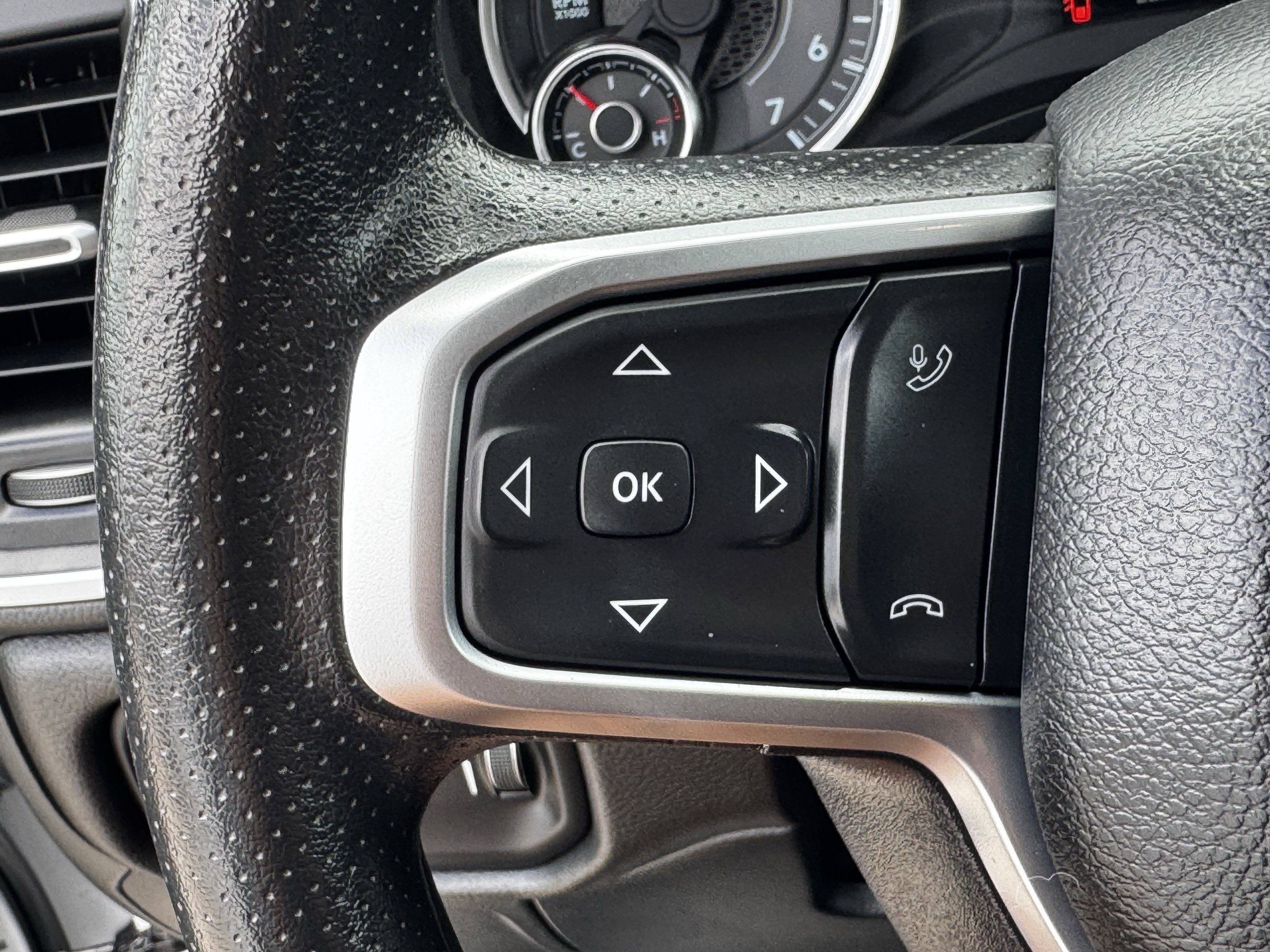 Used 2025 RAM 1500 Big Horn AWD/4WD image 24