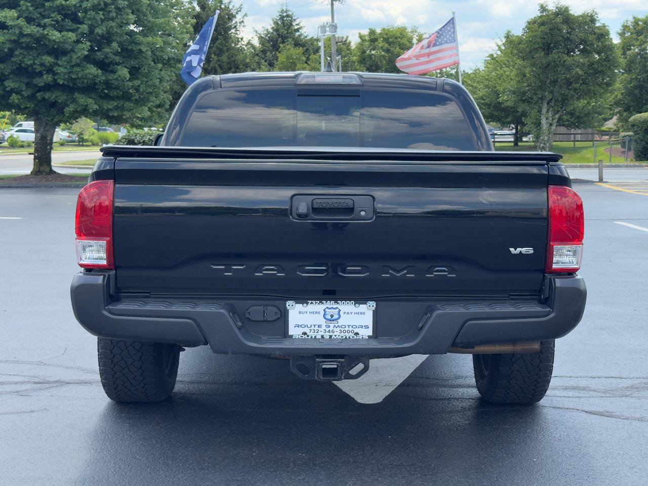 Used 2019 Toyota Tacoma TRD Sport AWD/4WD image 7