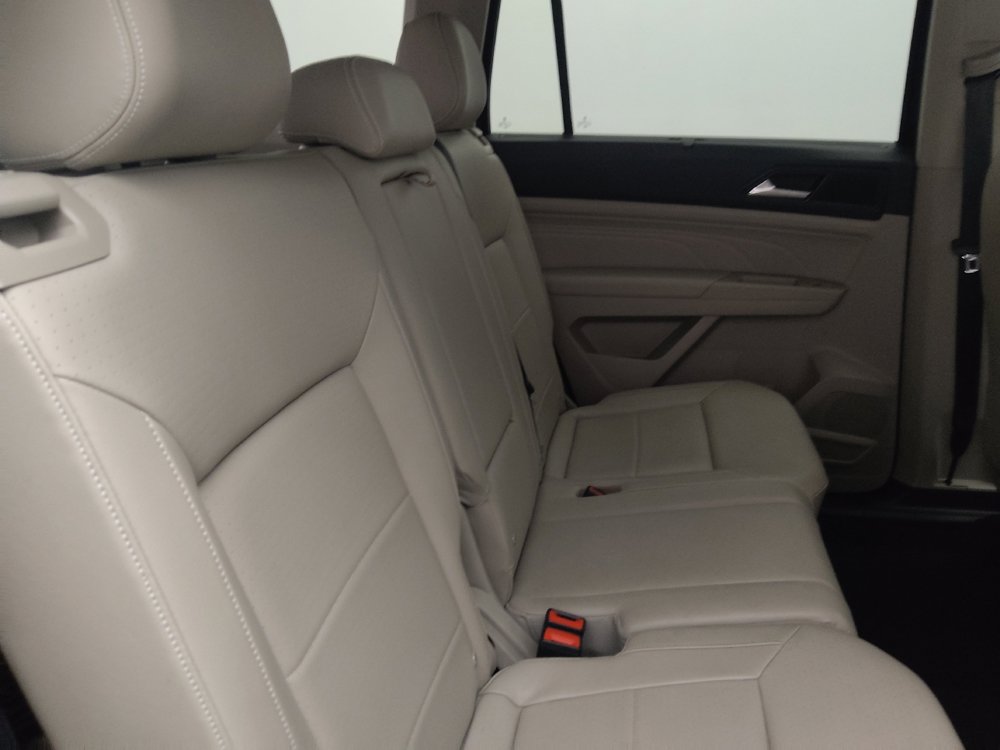Used 2023 Volkswagen Atlas SE w/ Panoramic Sunroof Package FWD image 19