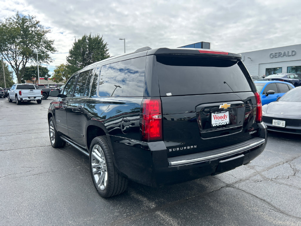 Certified 2020 Chevrolet Suburban Premier w/ Premier Plus Edition AWD/4WD image 10