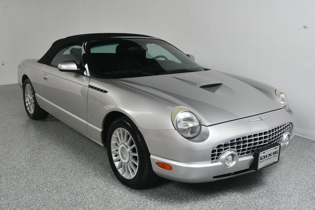 Used 2004 Ford Thunderbird RWD image 27