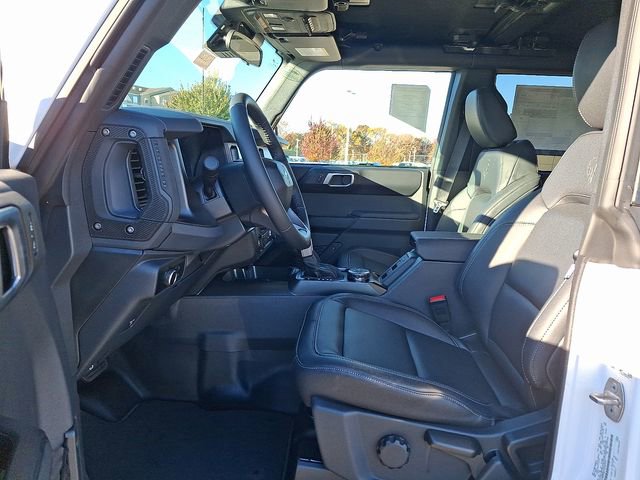 New 2025 Ford Bronco Badlands image 6