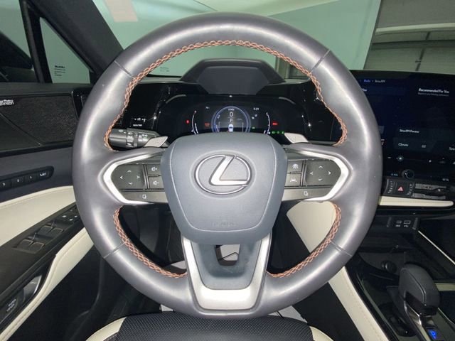 Used 2024 Lexus NX 350h AWD w/ Vision Package image 14