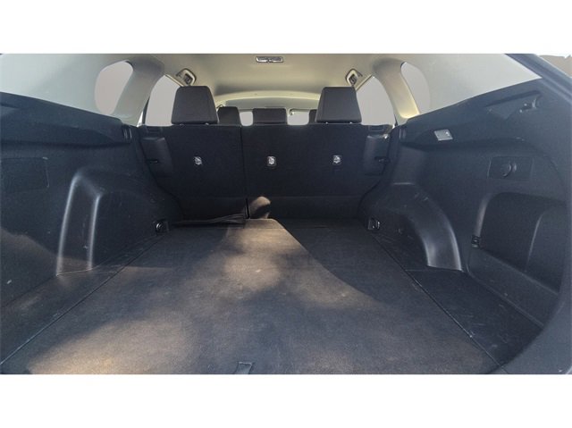 Used 2021 Toyota RAV4 XLE image 16