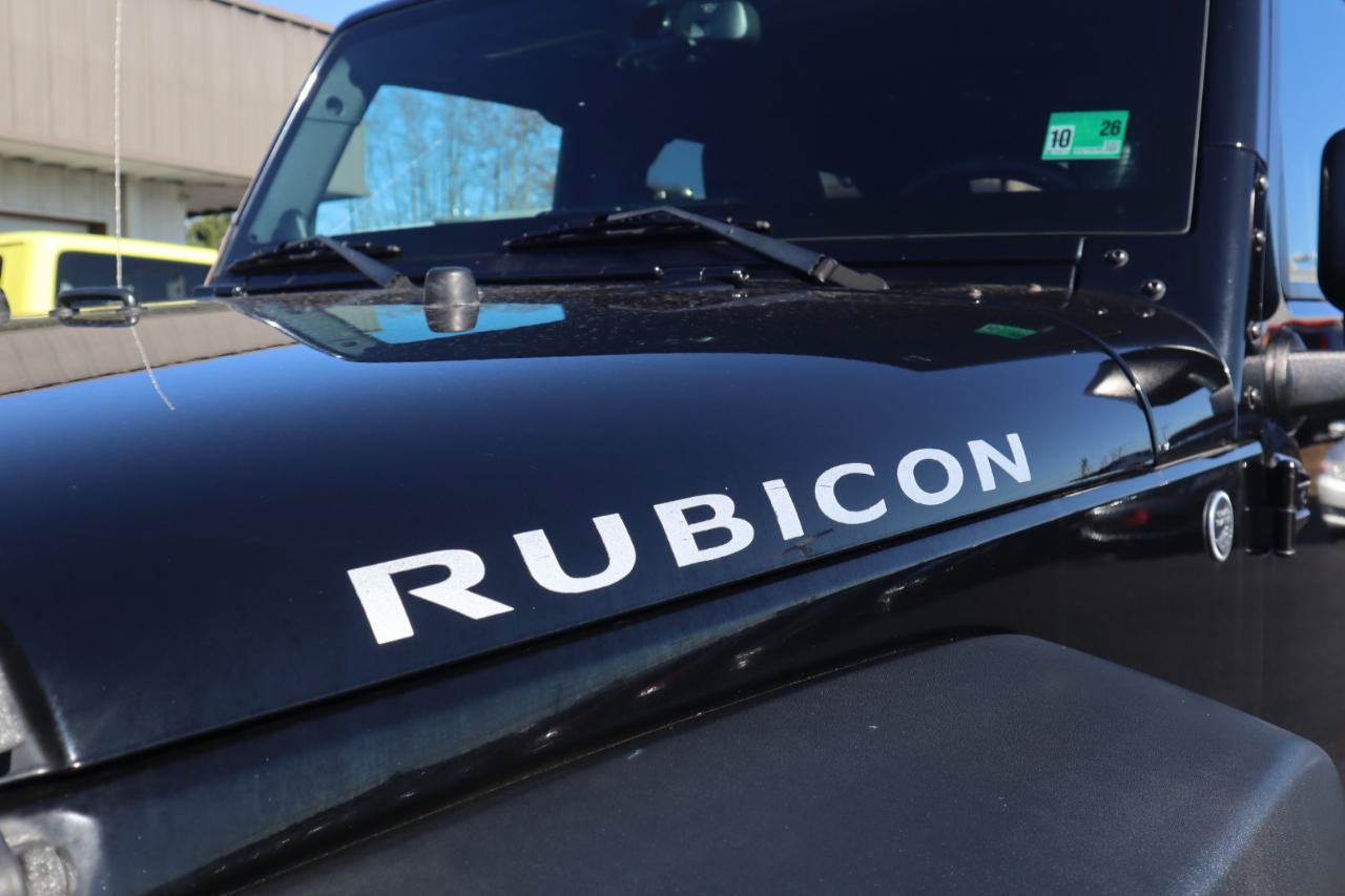 Used 2014 Jeep Wrangler Unlimited Rubicon w/ Connectivity Group AWD/4WD image 22