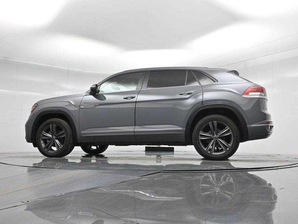 Used 2021 Volkswagen Atlas Cross Sport SE image 49