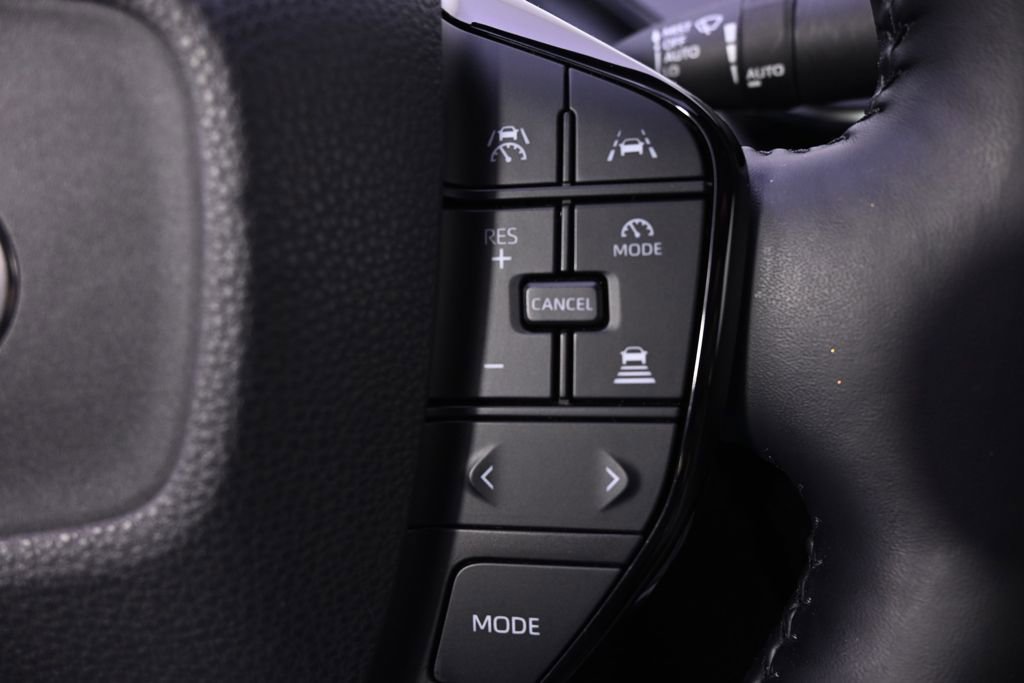 Used 2024 Toyota Prius XLE image 34