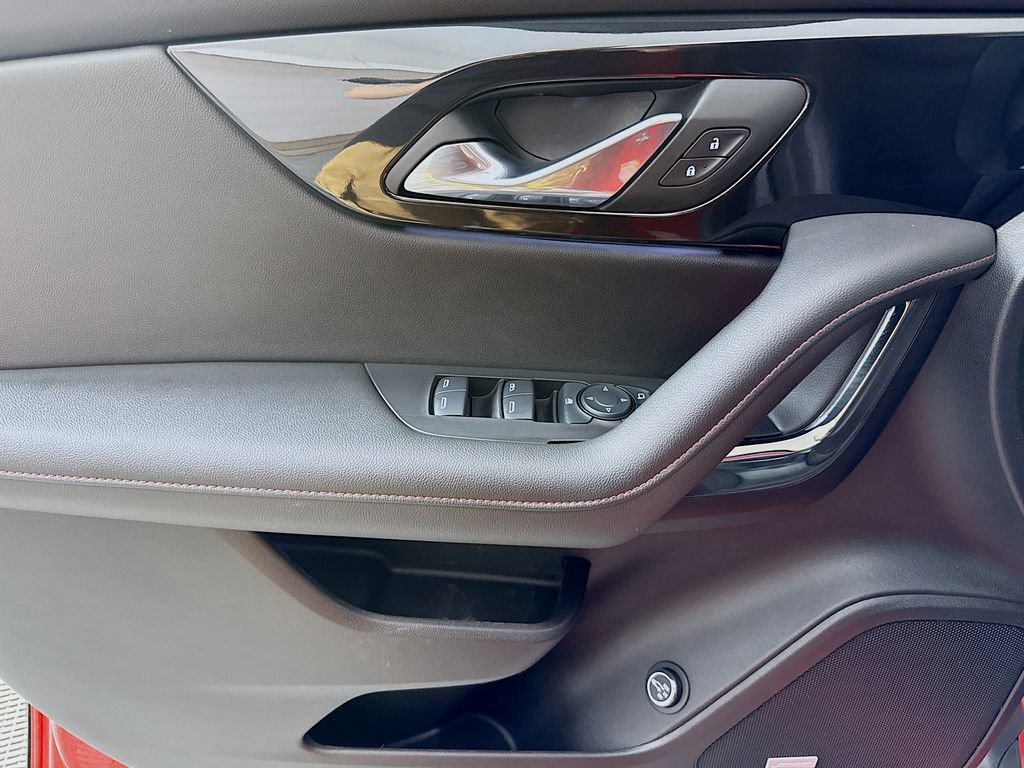 Used 2025 Chevrolet Blazer RS w/ Driver Confidence II Package image 18