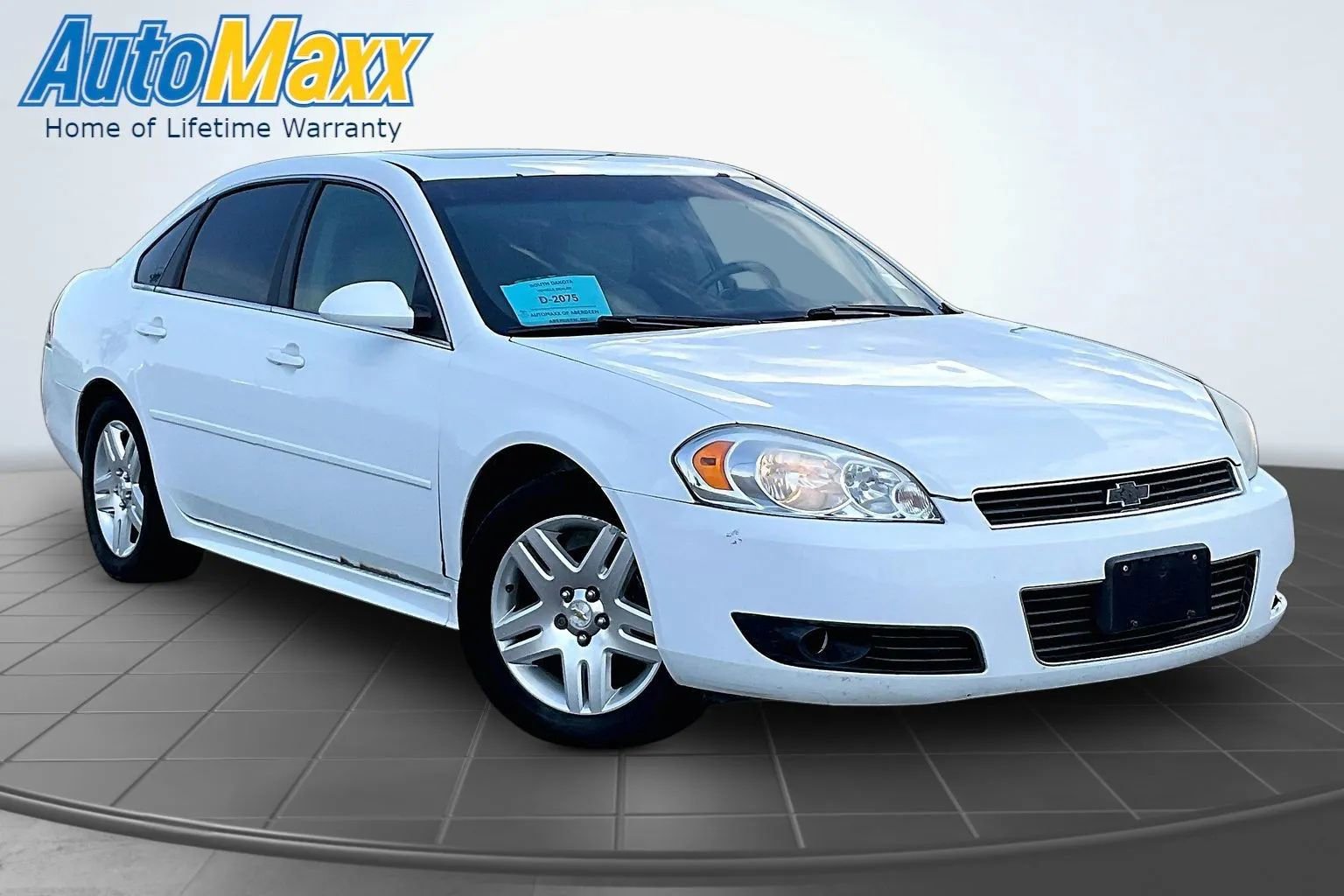 Used 2011 Chevrolet Impala LT w/ Luxury Edition Package FWD image 3