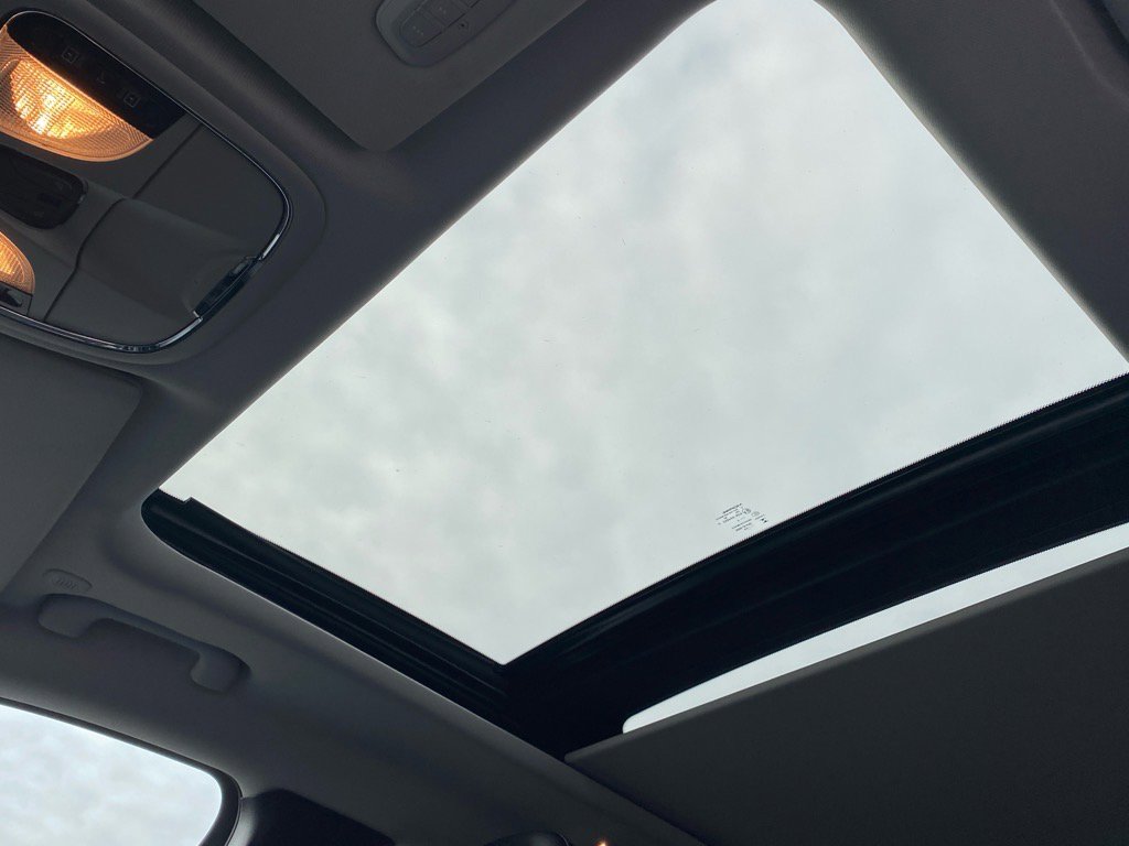 Used 2022 Jeep Cherokee Limited w/ Mopar Interior Package image 22