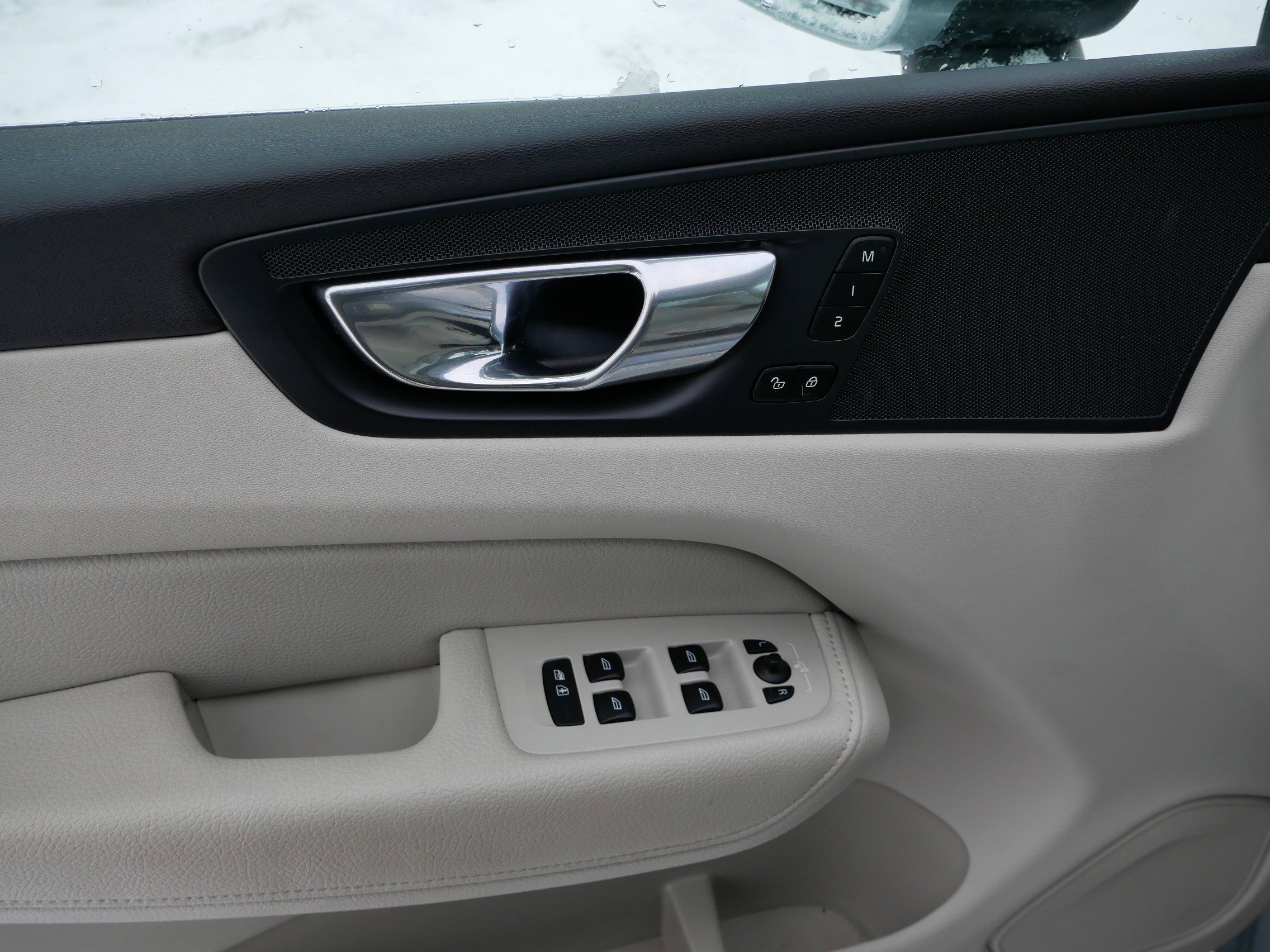 Used 2018 Volvo XC60 T5 Inscription image 20