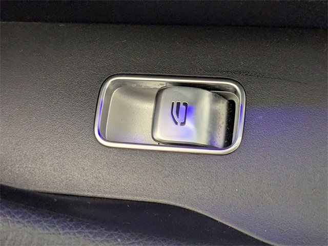 Used 2023 Mercedes-Benz GLE 450 4MATIC image 36