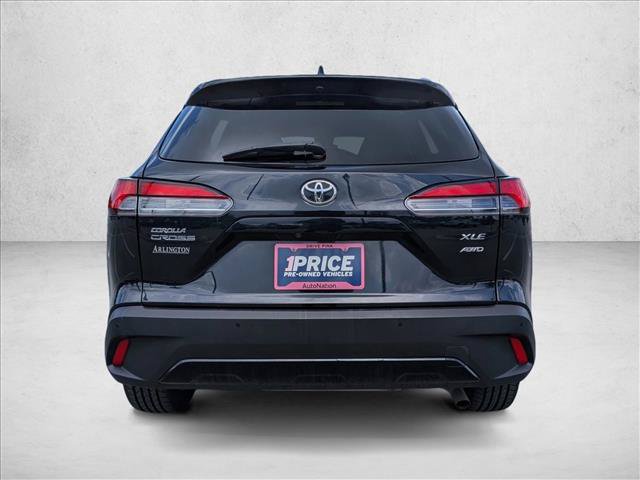 Used 2022 Toyota Corolla Cross XLE AWD/4WD image 7