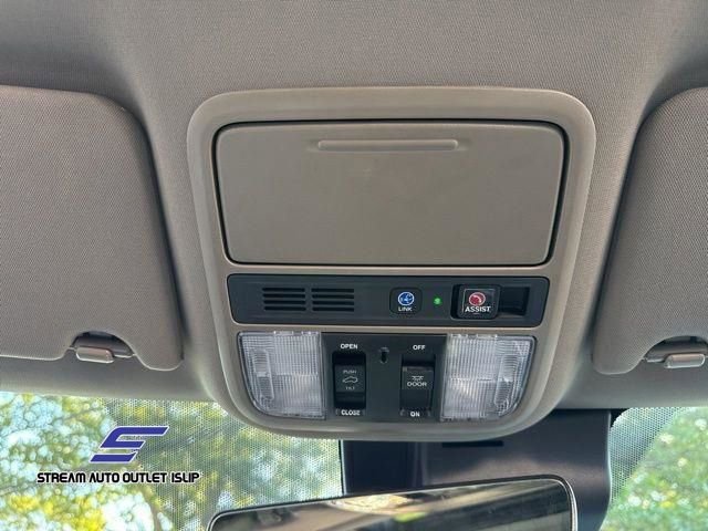 Used 2022 Honda Pilot Touring image 42