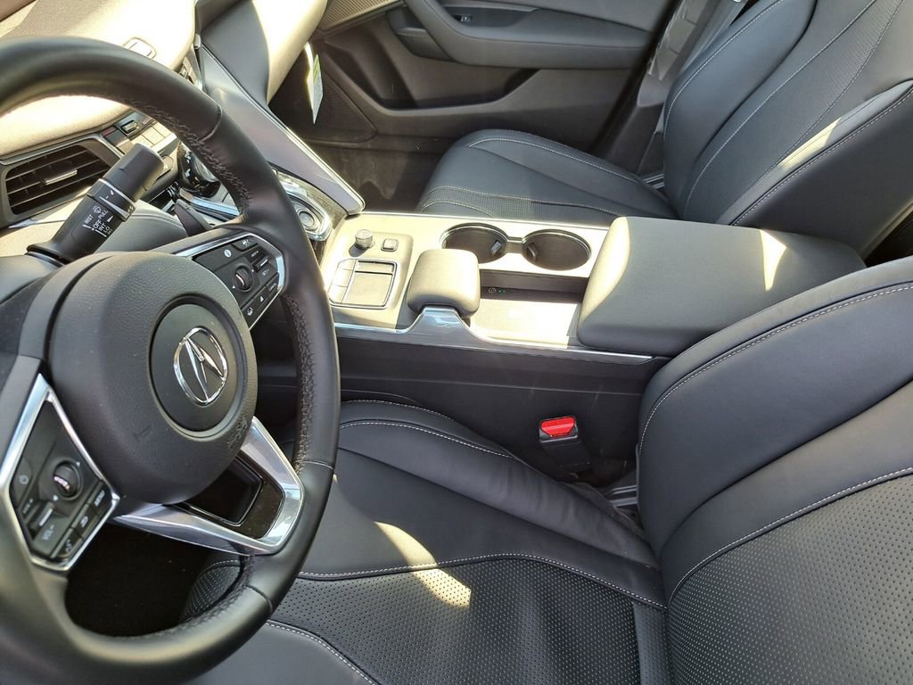 Used 2025 Acura TLX Technology Package image 18