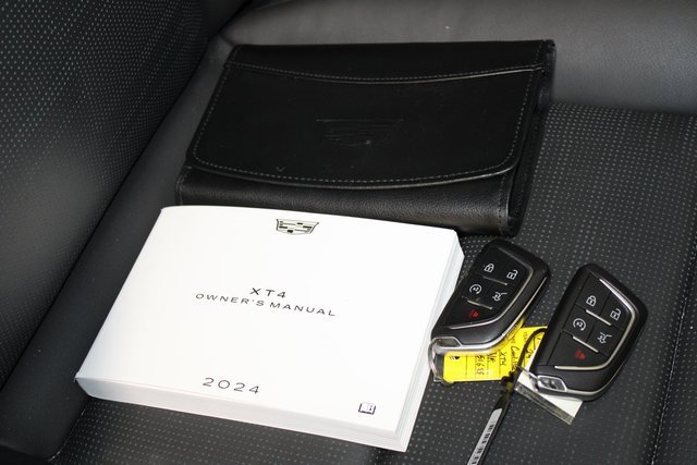 Certified 2024 Cadillac XT4 Sport image 27