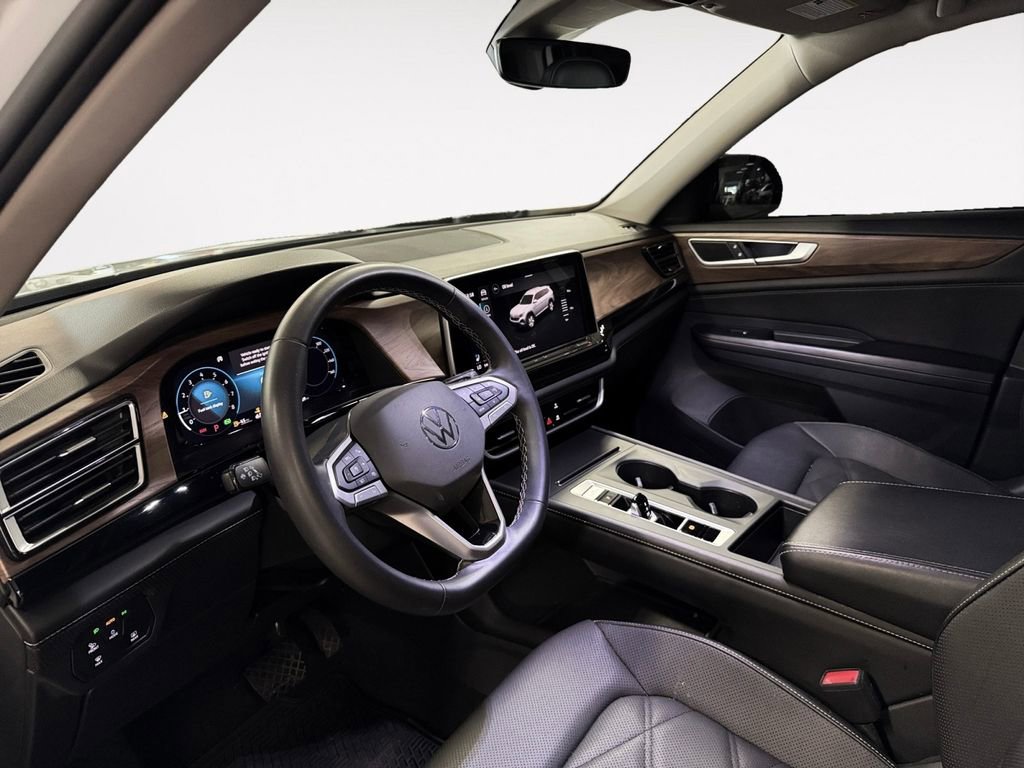 Used 2024 Volkswagen Atlas SE image 10