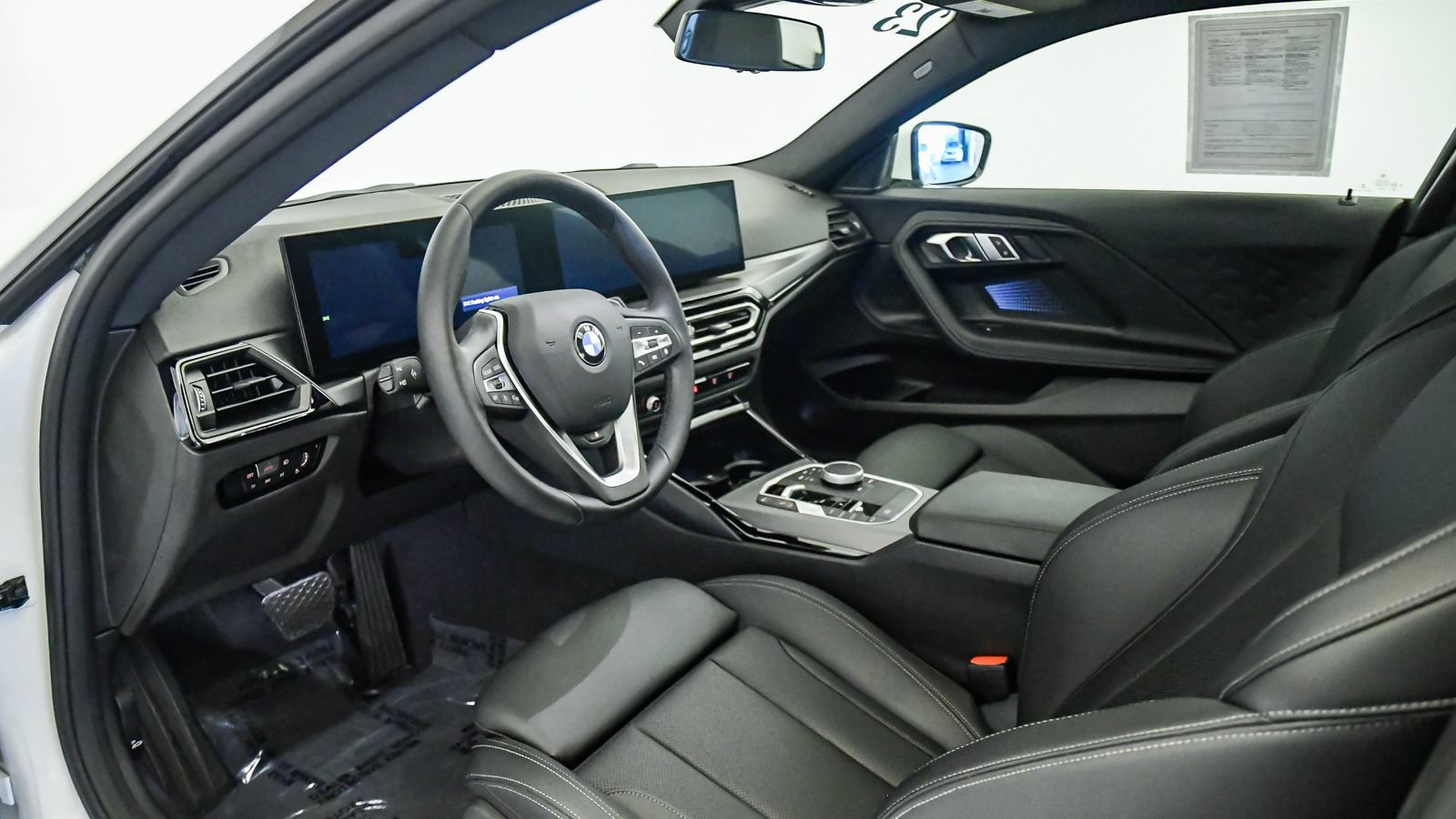 Used 2023 BMW 230i Coupe w/ Convenience Package RWD image 17