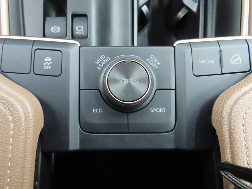 Used 2025 Toyota Grand Highlander AWD Hybrid image 64