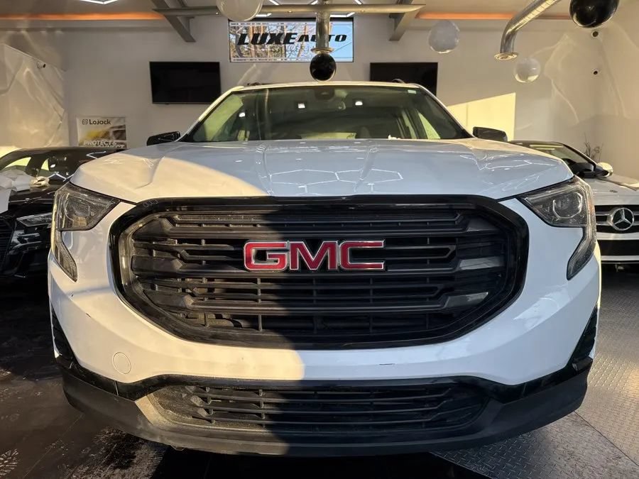 Used 2020 GMC Terrain SLE w/ Driver Convenience Package
