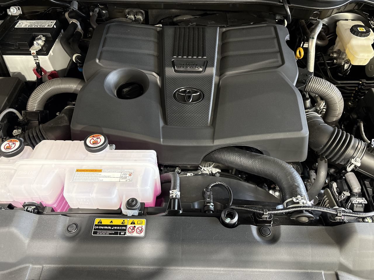 Certified 2026 Toyota Tundra Limited AWD/4WD image 26