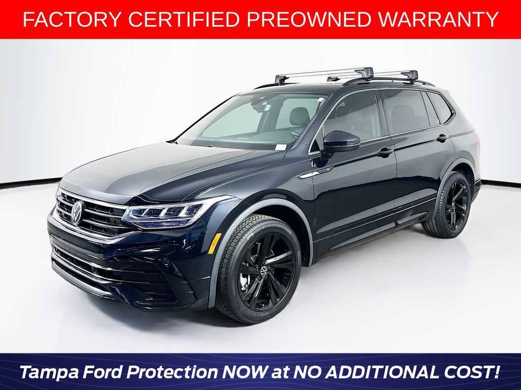 Used 2023 Volkswagen Tiguan SE R-Line FWD image 1