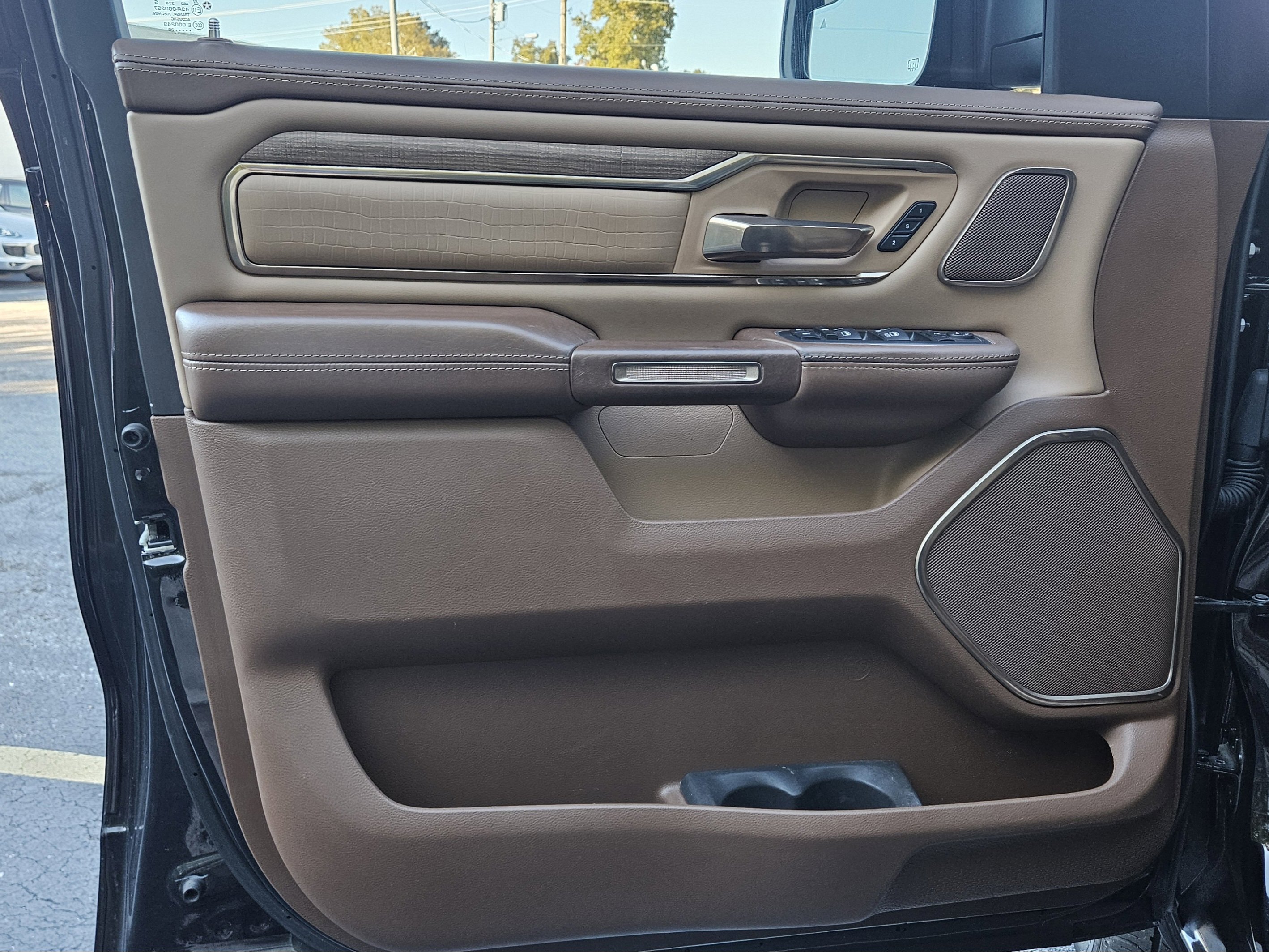 Used 2020 RAM 1500 Limited image 12