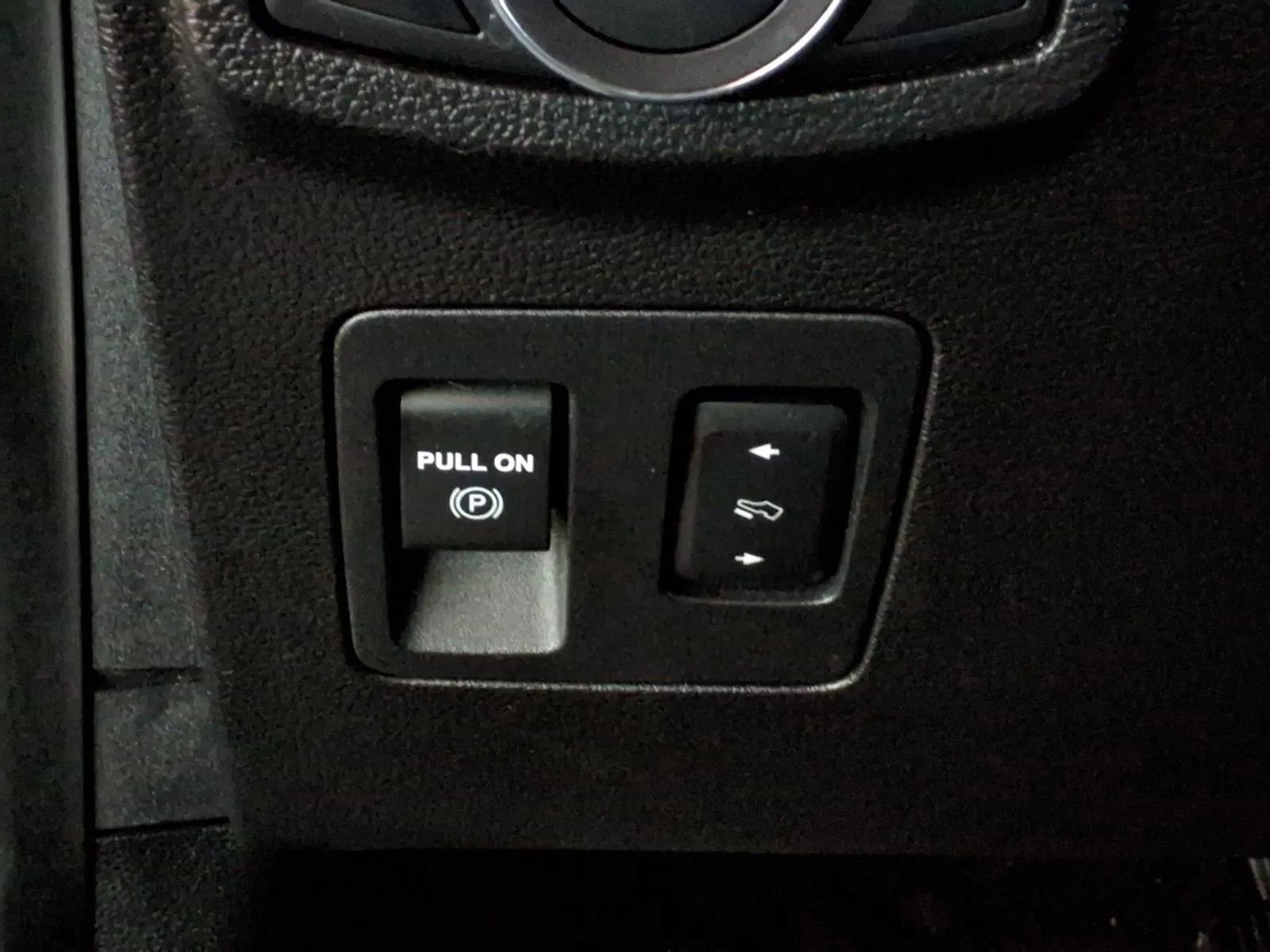 Used 2019 Ford F150 Platinum w/ Equipment Group 701A Luxury AWD/4WD image 20