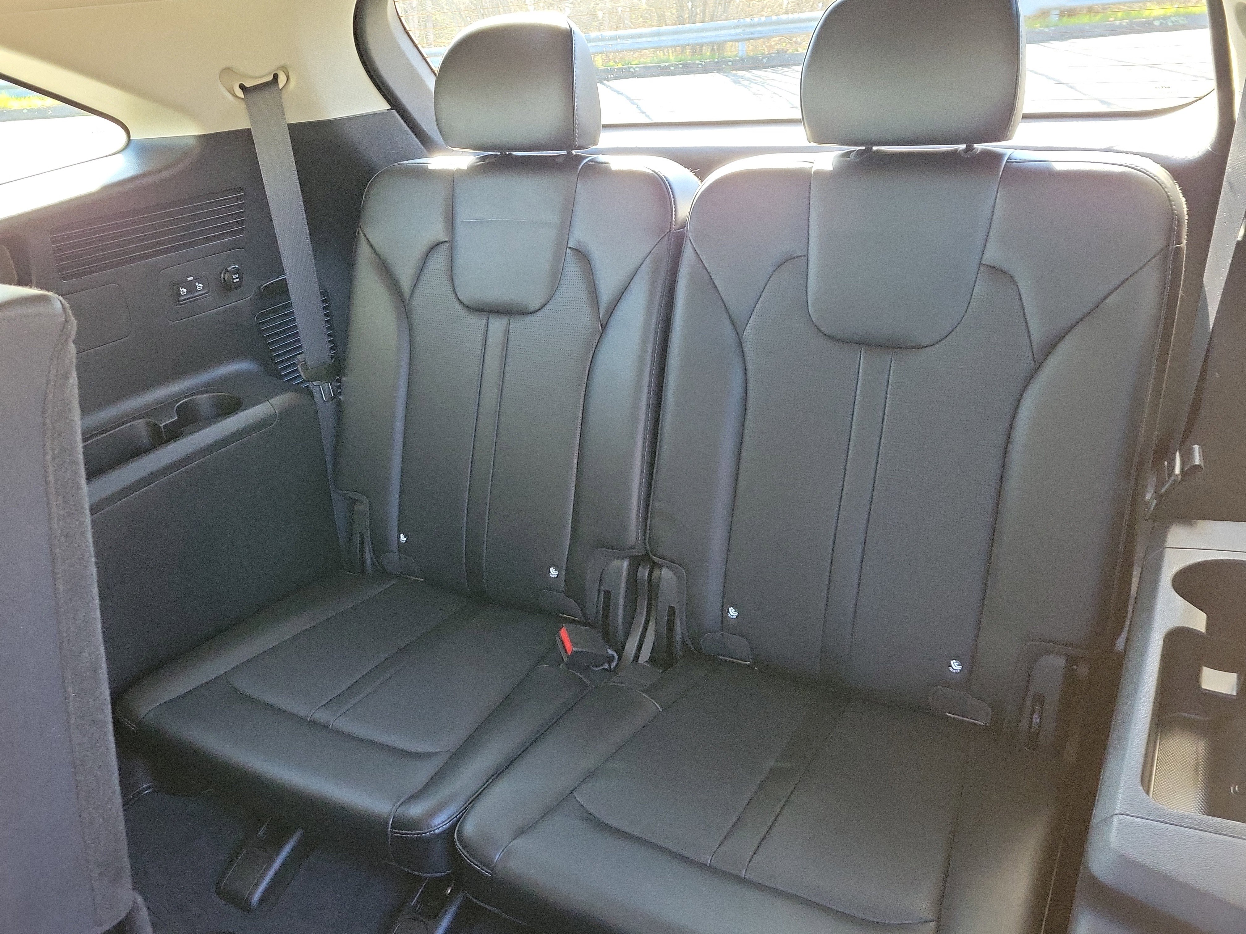 Used 2025 Kia Sorento S w/ Panoramic Sunroof Package AWD/4WD image 17