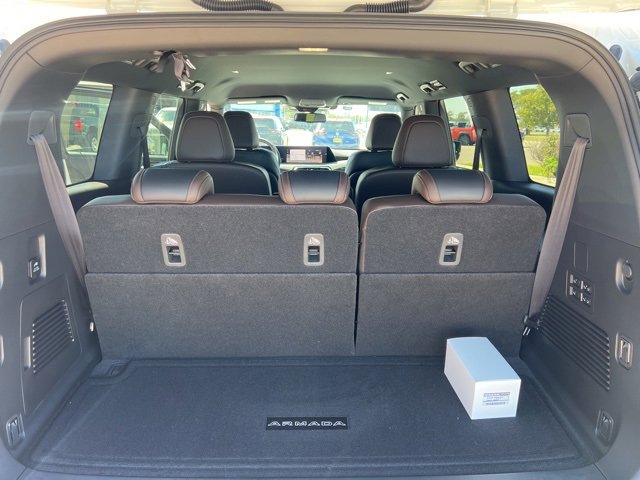New 2026 Nissan Armada SL w/ Captain's Chari Seat Package image 21