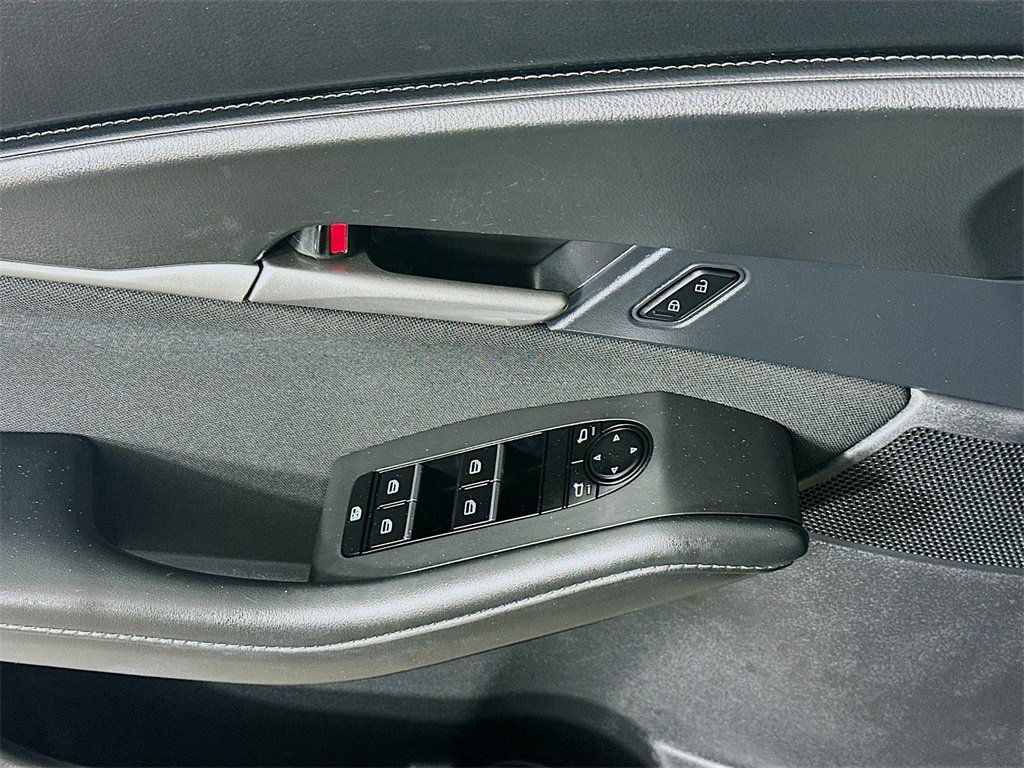 Used 2021 MAZDA CX-30 FWD 2.5 S image 23