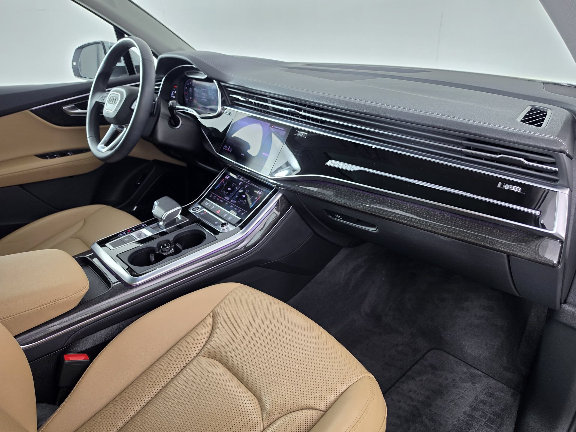 Certified 2023 Audi Q7 2.0T Premium Plus w/ Premium Plus Package AWD/4WD image 45