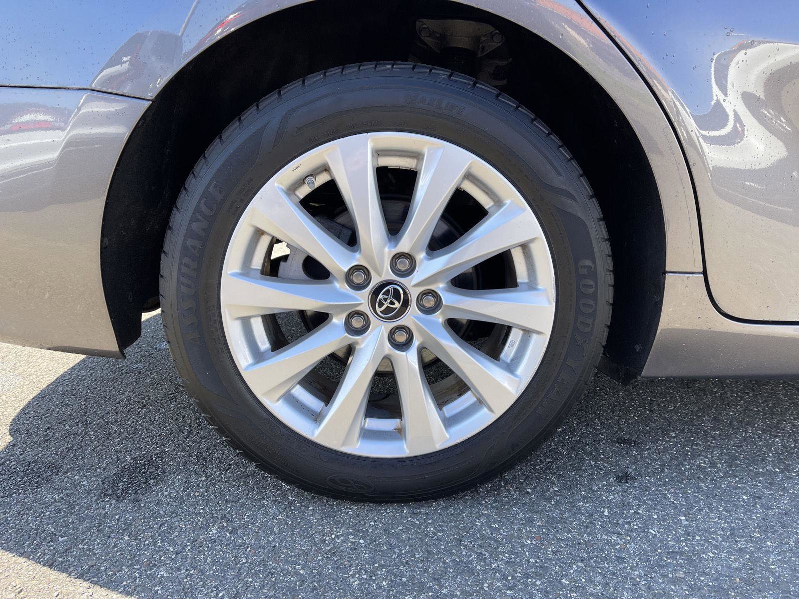 Used 2019 Toyota Camry LE image 20