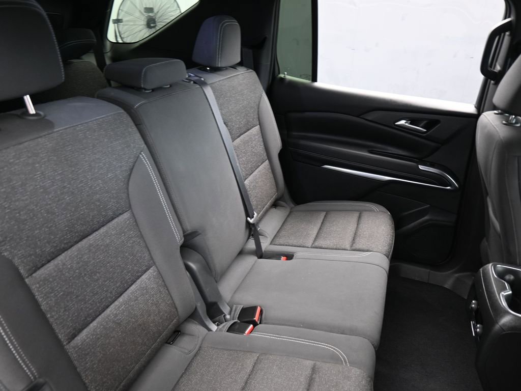 Used 2024 Chevrolet Traverse LS image 49