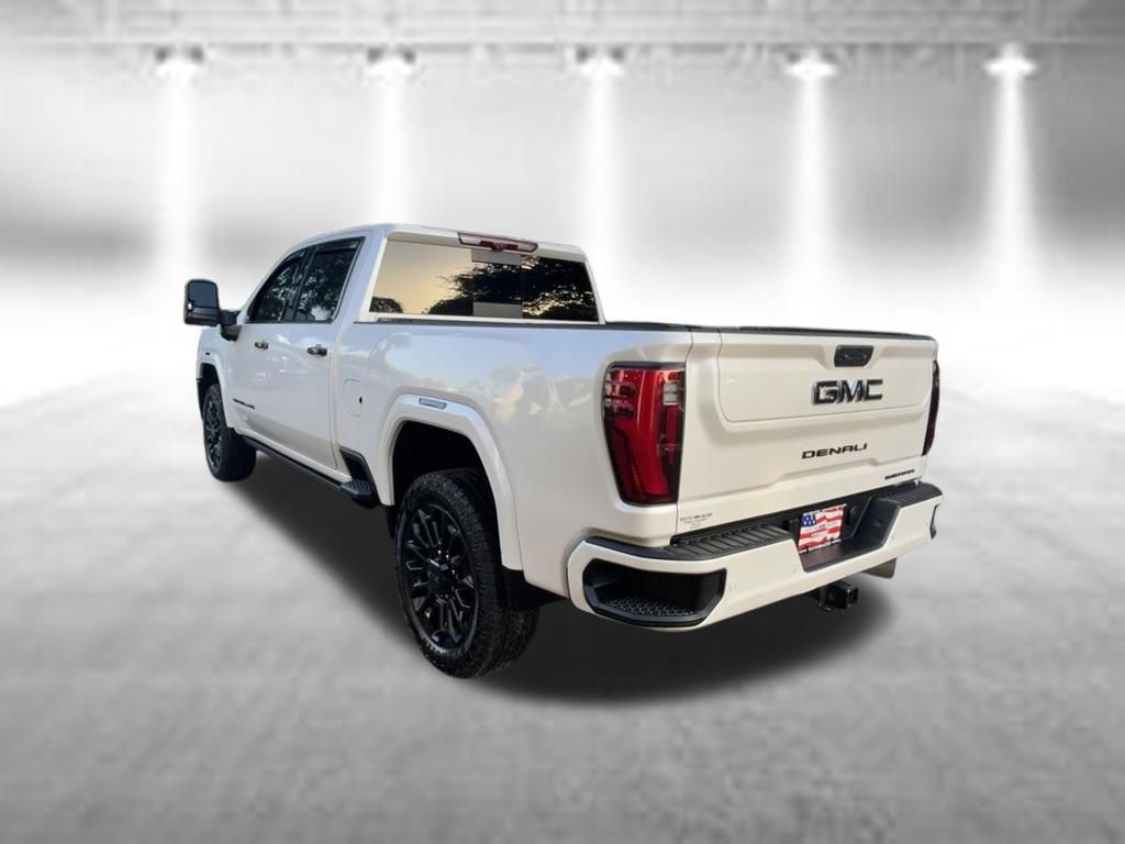 Used 2025 GMC Sierra 2500 Denali Ultimate AWD/4WD image 7