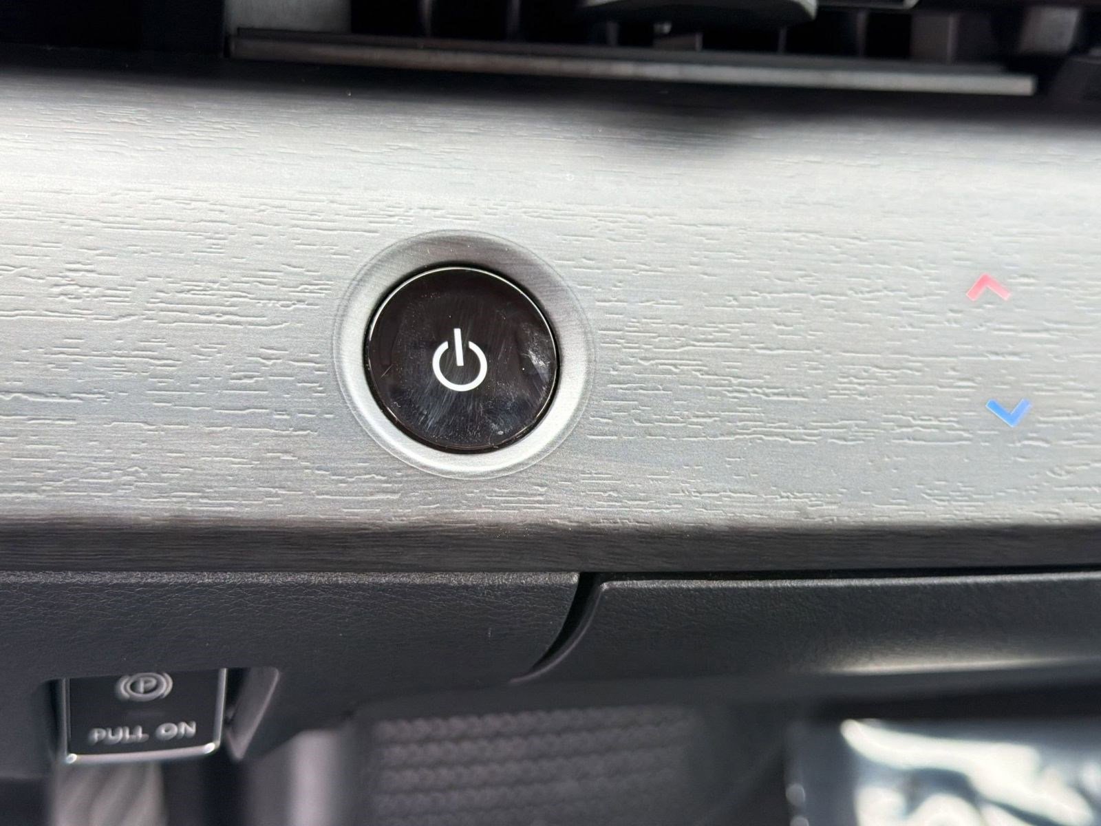 Used 2023 Nissan Ariya AWD image 17