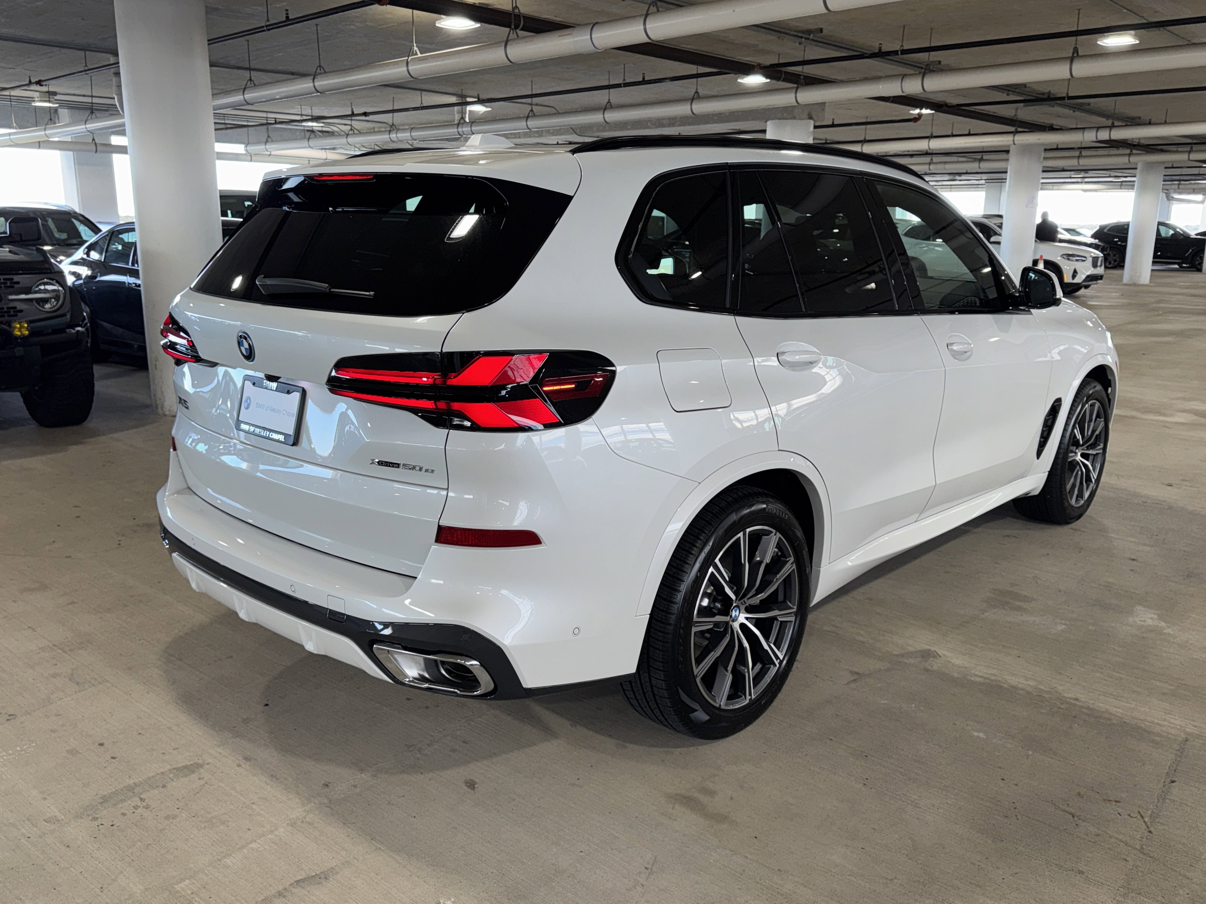 New 2026 BMW X5 xDrive50e w/ M Sport Package image 7