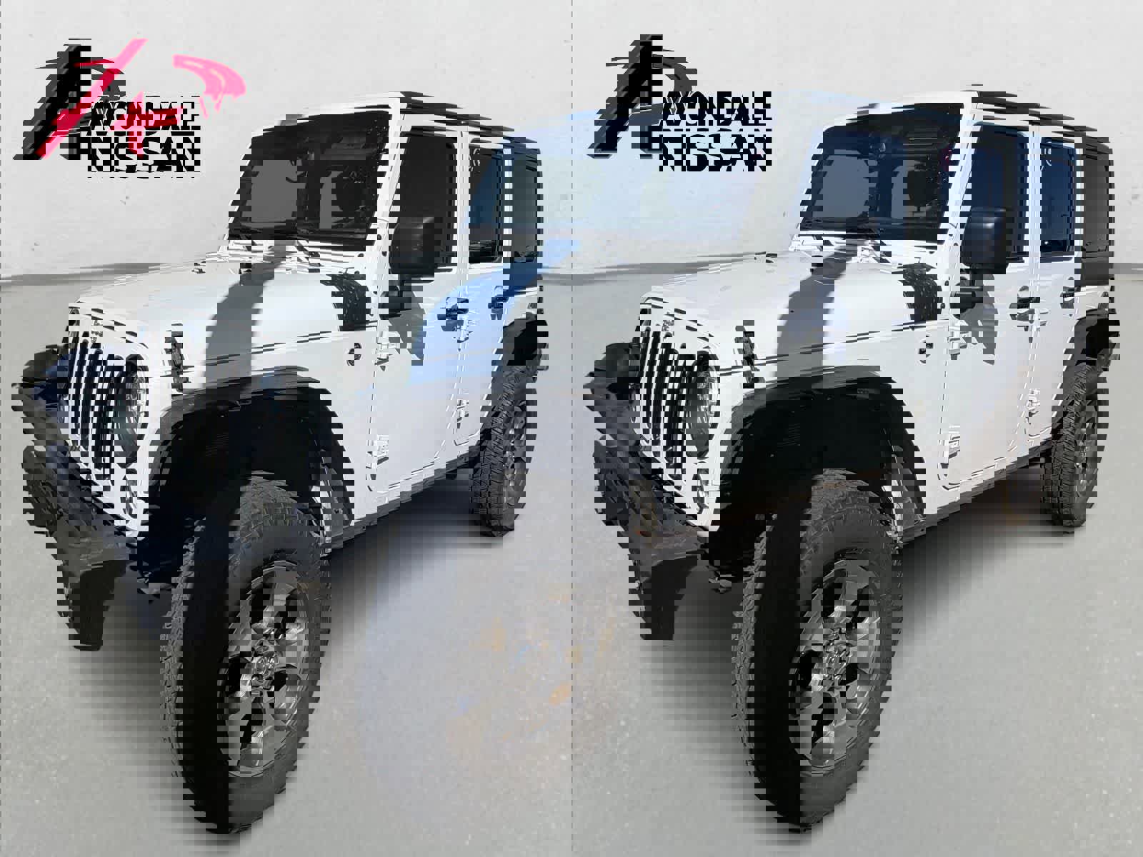 Used 2017 Jeep Wrangler Unlimited Sahara w/ Connectivity Group image 2