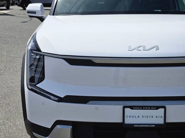 New 2026 Kia EV9 Wind AWD/4WD image 2
