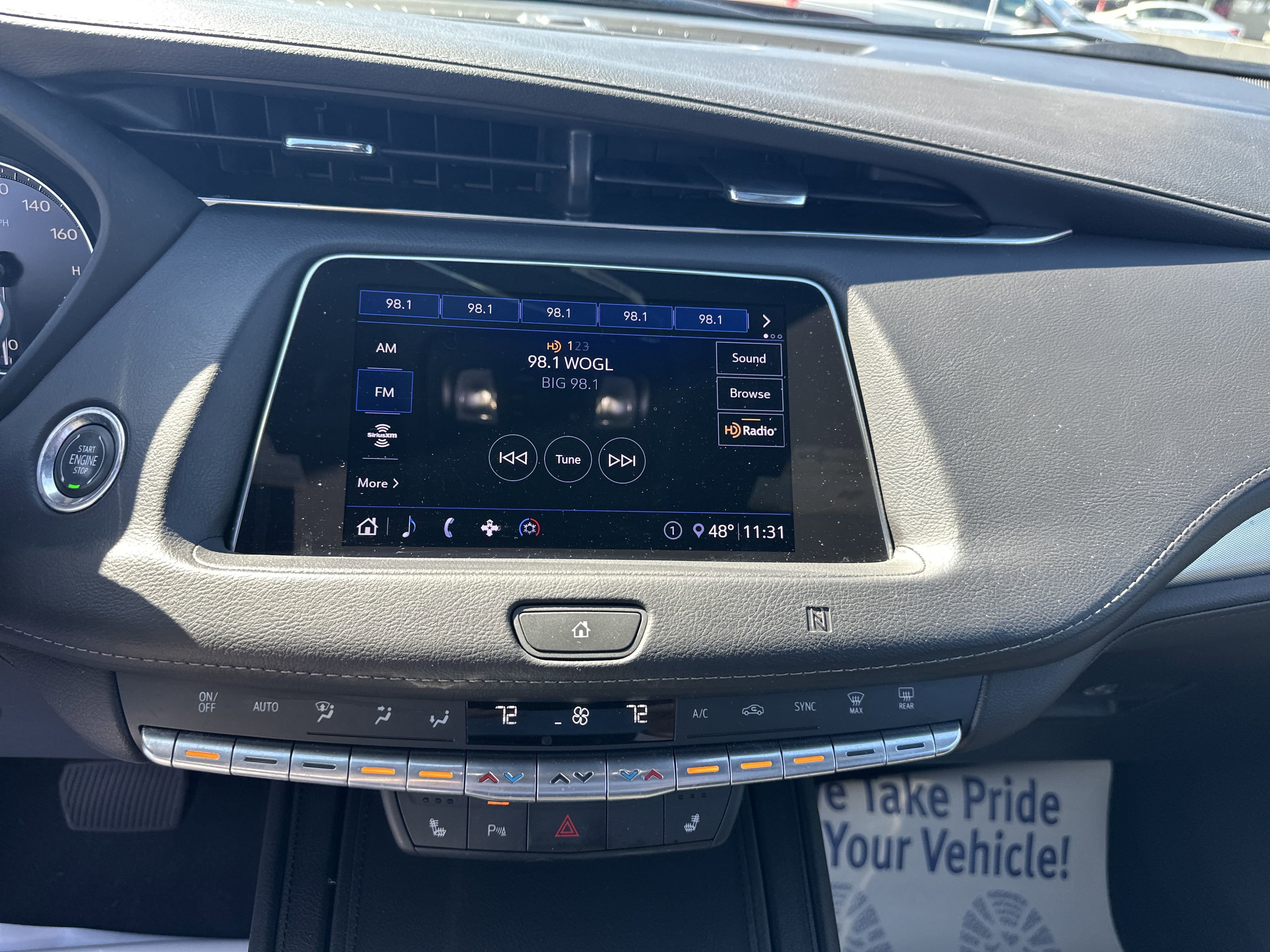 Used 2020 Cadillac XT4 Premium Luxury w/ Cold Weather Package image 29