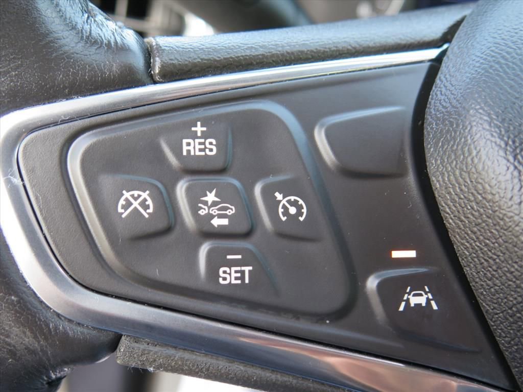 Used 2020 Chevrolet Equinox LT image 13