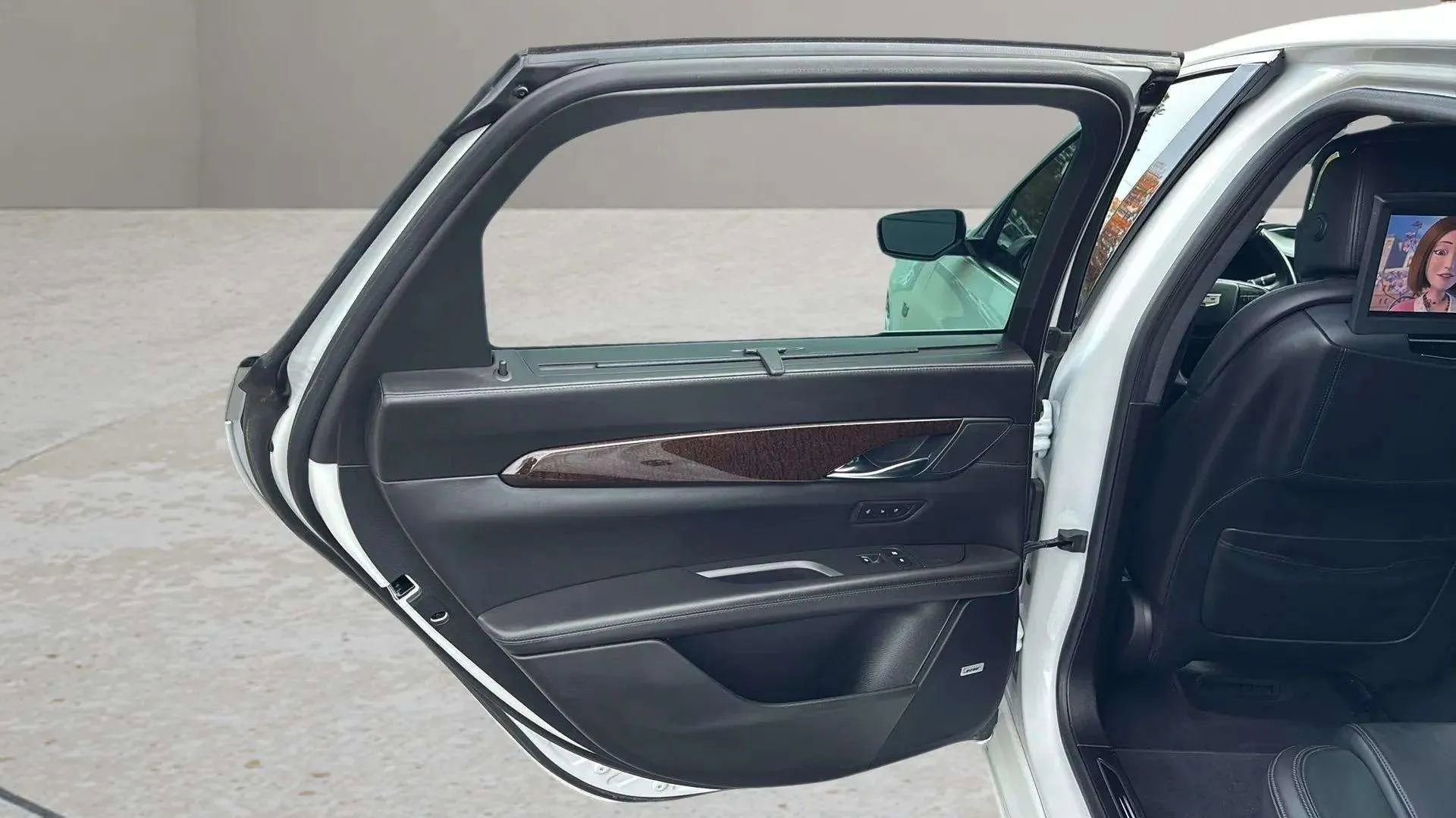 Used 2017 Cadillac CT6 Platinum image 16