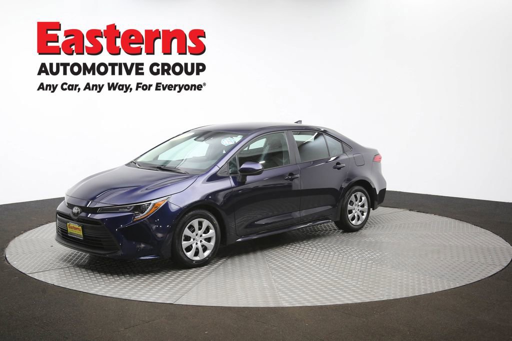 Used 2025 Toyota Corolla LE image 55